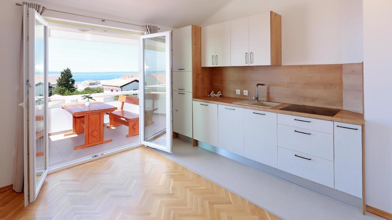 Apartments Tomy Novalja Exterior photo
