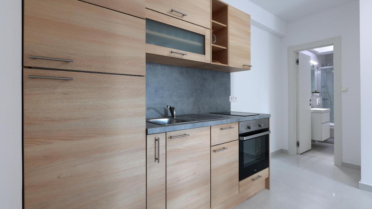 Apartments Tomy Novalja Exterior photo
