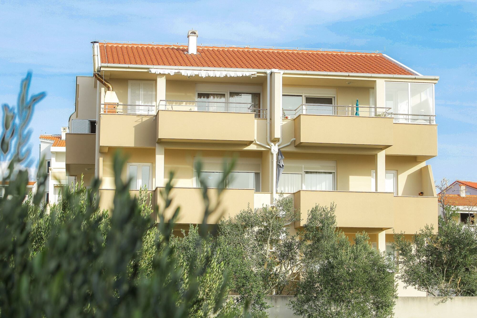 Apartments Tomy Novalja Exterior photo